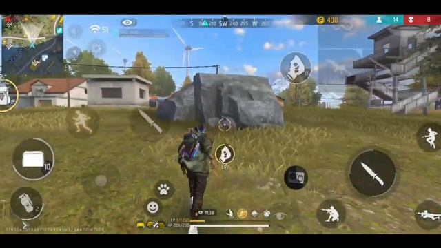 SOLO VS SQUAD MEKANIK TUA II FREE FIRE BATTLEGROUND II смотреть онлайн
