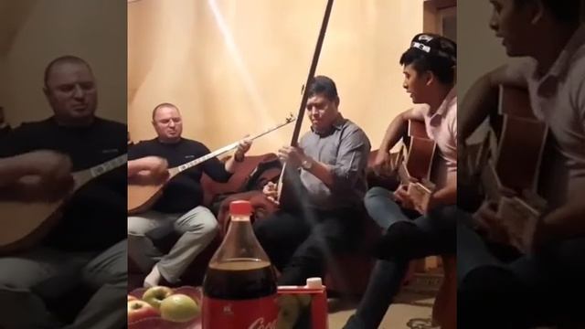 Уйгурская песня в исполнении Рината и Руслана(4) смотреть онлайн
