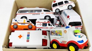 Мультики про машинки. Мультики для малышей. Мини-автомобиль скорой помощи едет по склону.