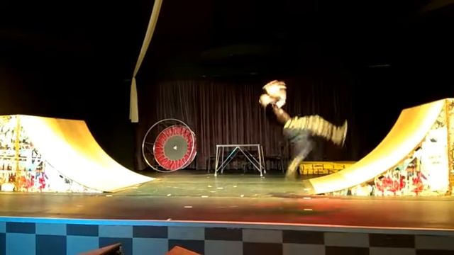 Delphin Diva Premiere 5 Экстримальное шоу часть 1 смотреть онлайн