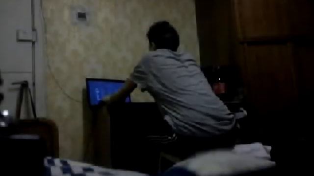 Малой играет в World Of Tanks. Прикол 