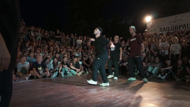 HIP HOP BATTLE | РЭПЧИК VS ДВАДЦАТЬ   ВОСЕМНАДЦАТЬ