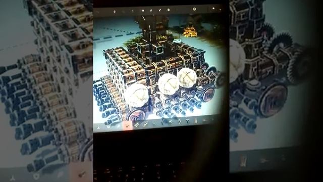 Я играю в бесидж на ноутбуке с братом смотреть онлайн