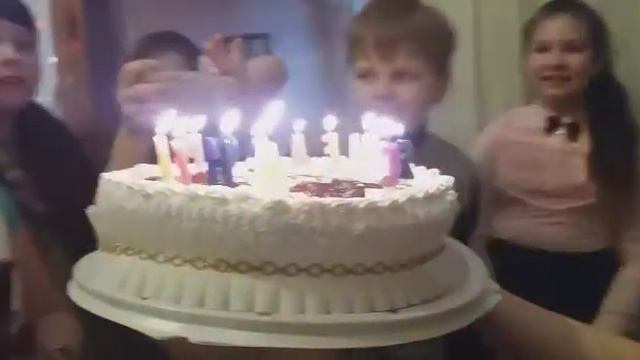 ДЕНЬ РОЖДЕНИЯ ПОДРУГИ!!! УРААА!!!!!! смотреть онлайн