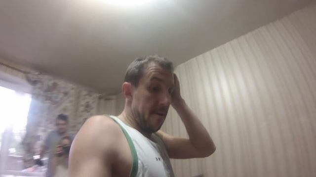 ПОСАДИЛ ГУСЯ НА ЦЕПЬ И МАМА ПРИЕХАЛА. ГУСИН (1.10) смотреть онлайн