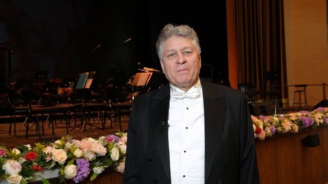 Симфонический оркестр из ВКО выступил на сцене «Astana Ballet» смотреть онлайн