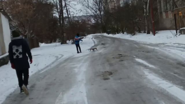ЗИМНИЙ Блог *первый снег в нашем городе* #а4 #блог #зима #снег #приколы смотреть онлайн