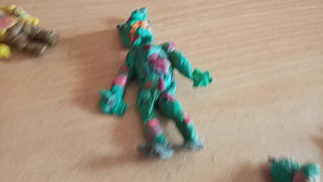 эволюция костюма спрингбони из пластилина