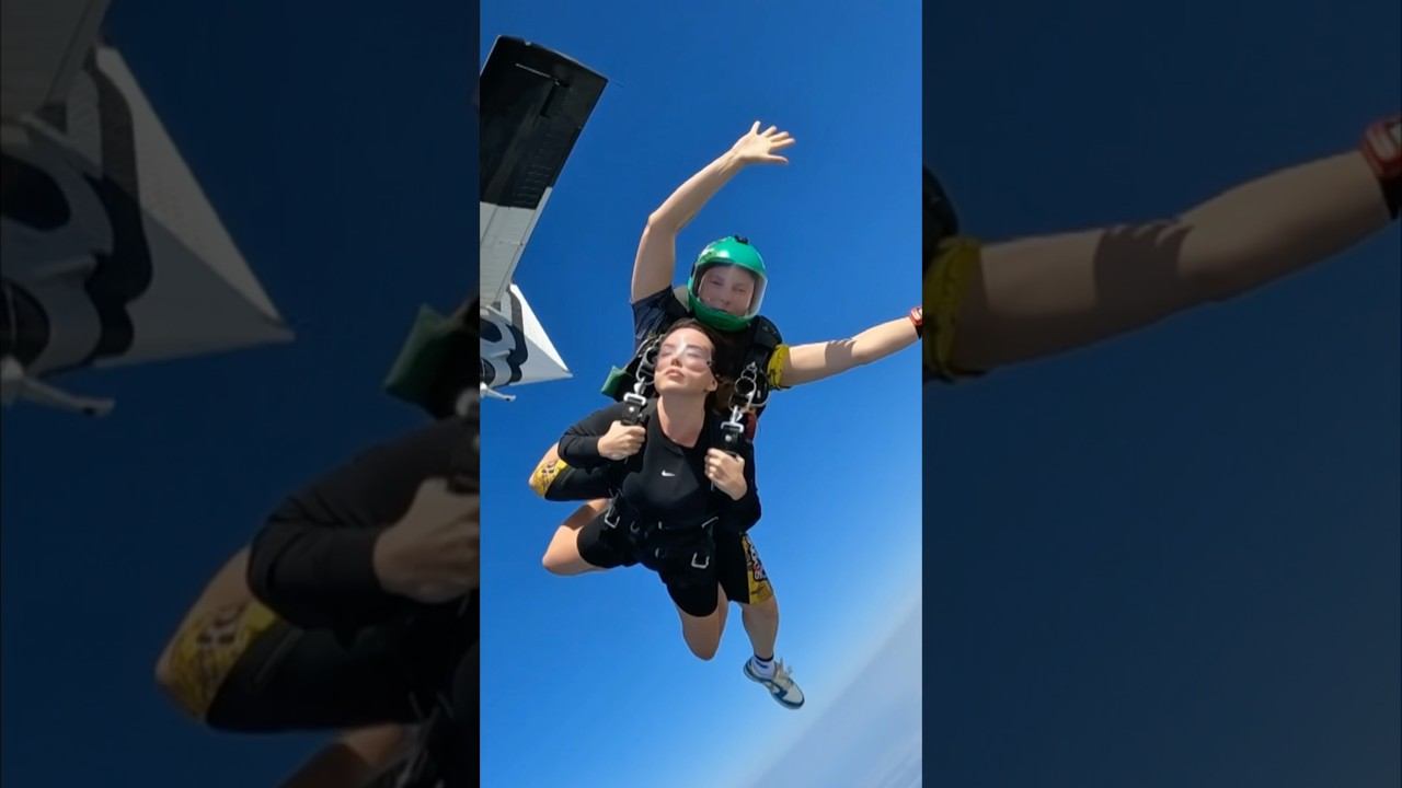 Осуществила мечту - прыгнуть с парашютом в Дубаибыло очень страшно, но в страхах наша реализация смотреть онлайн