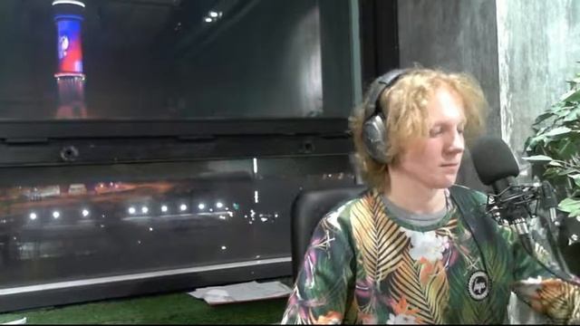 Шоу "Про Шоукейс" смотреть онлайн