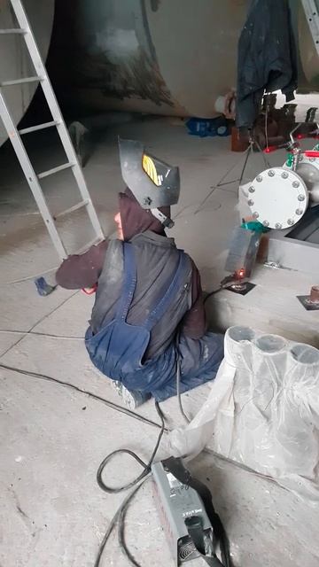 Приколы в жизни сварщиков!!! смотреть онлайн