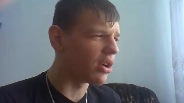 Пацан реально круто читает рэп.mp4