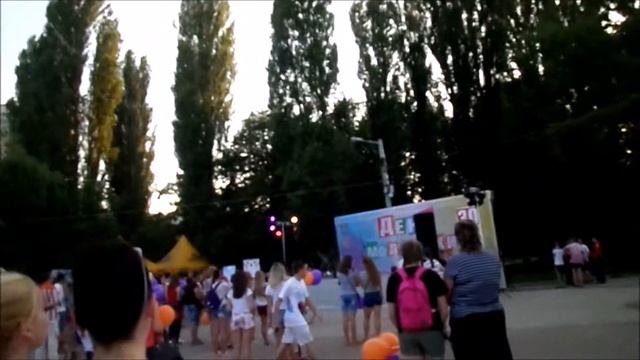 Симферополь Гагаринский парк отмечали с День молодёжи 30 июля 2017 смотреть онлайн