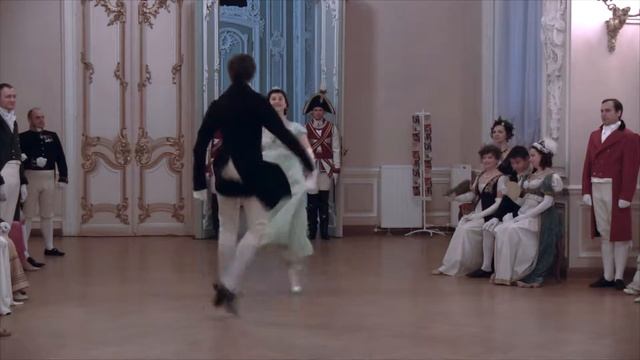 Бал. Менуэт смотреть онлайн