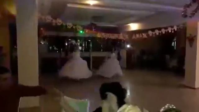 Амандос Динара Руслан Эльмира вальс смотреть онлайн