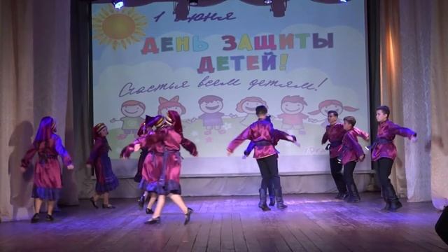 Гала-концерт областного фестиваля "Обильный край благословенный" смотреть онлайн