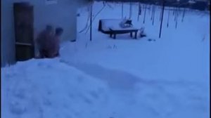 Приколы Голышом по снегу