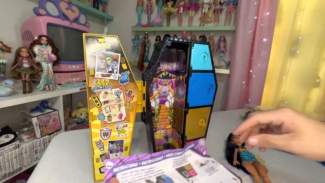 Monster High Skulltimate Secrets Cleo Unboxing #monsterhighespañol смотреть онлайн