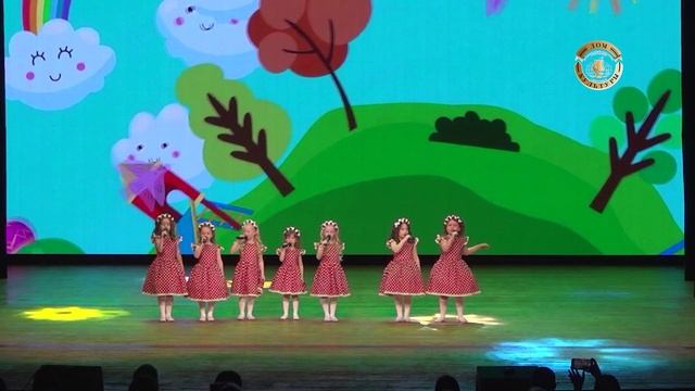 Народная вокальная студия "Вероника" мы поем все вместе в лад песня смотреть онлайн