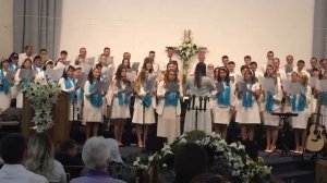 Господь наш Воскрес, чудесной песней летят над землёю эти слова