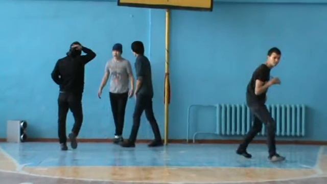 Выступление в Школе №6 города Уральск 2014 год