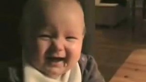 МЕГА ПРИКОЛ Смех Ребёнка В Замедленной Съёмке