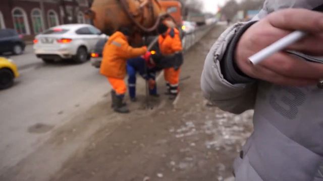 Пьяный Виктор Патриот Своего района борется с ЖКХ смотреть онлайн