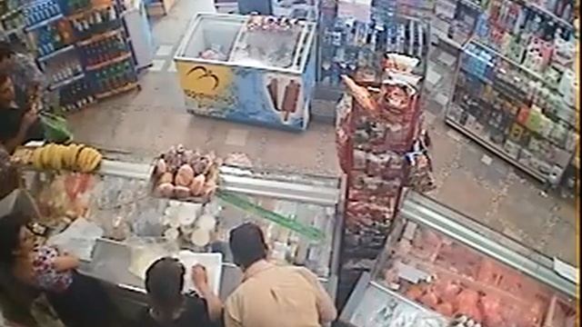 Прикол менеджера в магазине 2018 смотреть онлайн