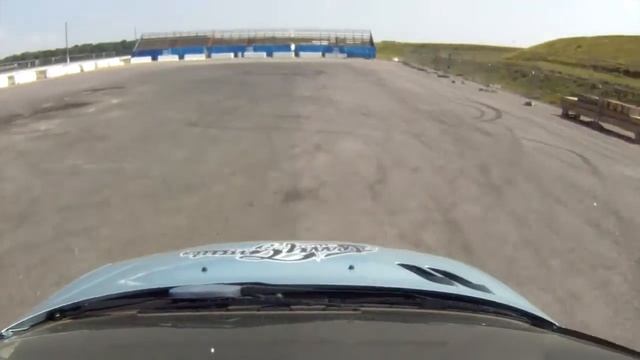 Annalese Ferrari - How To Perform A Handbrake Turn смотреть онлайн