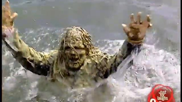 Розыгрыш/Прикол монстр в воде смотреть онлайн