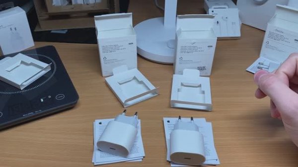 Сравнение оригинальных 20-ваттных блоков Apple