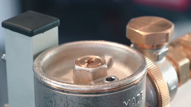 Magnetic dirt separator 🇬🇧 | R146C | GIACOMINI смотреть онлайн
