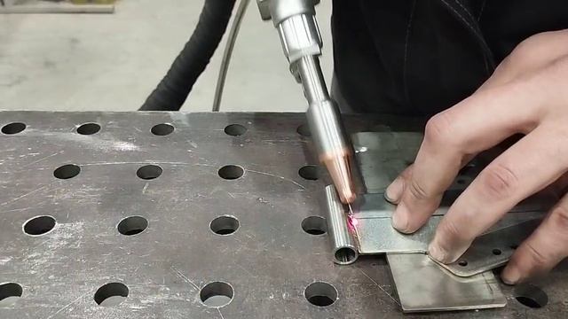 Лазерная сварка детали смотреть онлайн