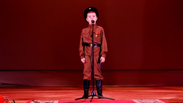 Максим Батурин Казачья песня,текла речка по песку mp4 смотреть онлайн