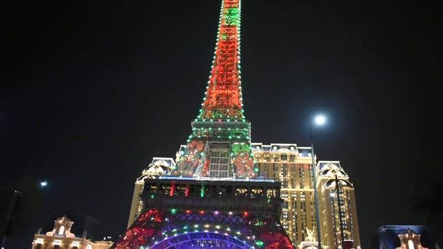 Ночной Макао.