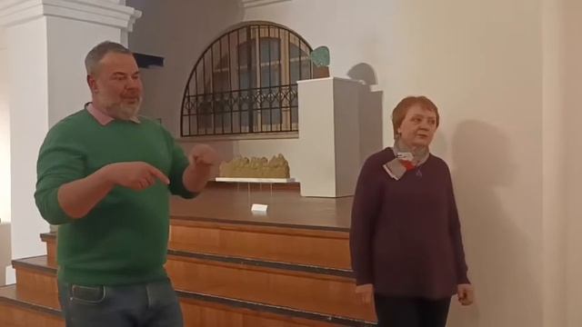 Художественная галерея открывает для полоцких зрителей новые имена. Выставка Сергея Оганова смотреть онлайн