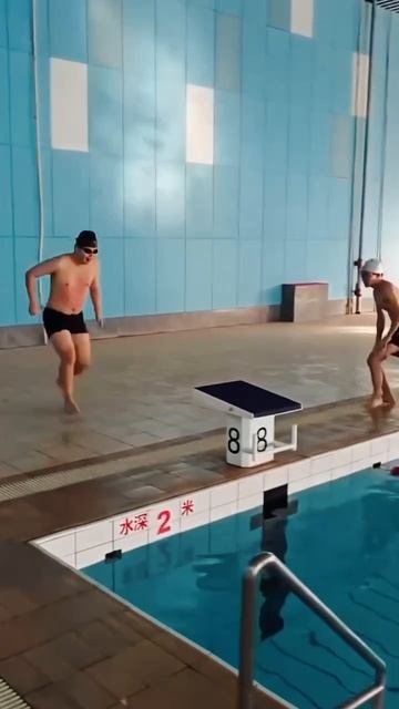 Бывает😬 смотреть онлайн