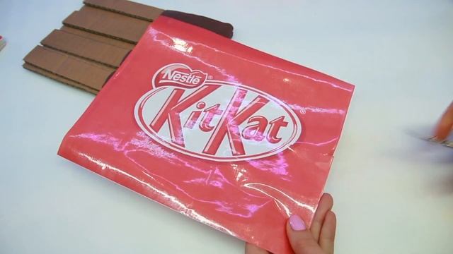 БЛОКНОТ КИТКАТ СВОИМИ РУКАМИ DIY ЛЕГКИЙ ПЛАСТИЛИН | ШКОЛЬНЫЕ ПРИНАДЛЕЖНОСТИ В ВИДЕ СЛАДОСТЕЙ смотреть онлайн