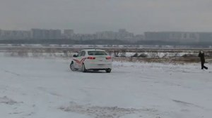 Вращение Автомобиля