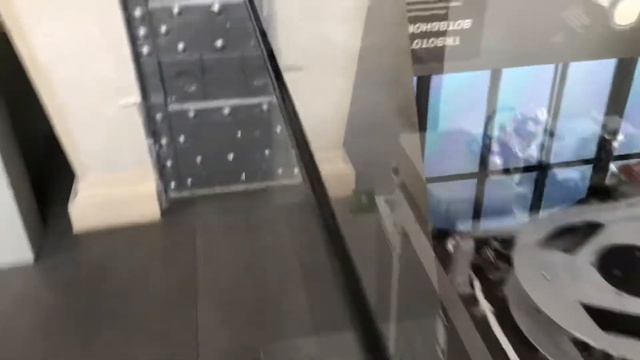 В павильоне космос смотреть онлайн