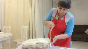 Подготовка к празднику. Пеку торт "Медовик" для мамы. Как все успеть? Жизнь семьи в деревне.