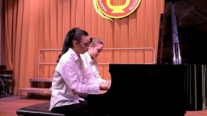 15. М. Дунаевский - Увертюра из к/ф «Дети капитана Гранта». Исп. Иванова Кристина и Синягина Дарья.