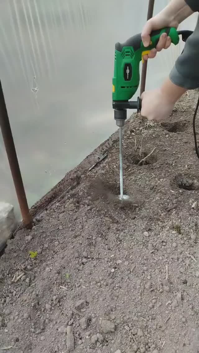 🥒Быстрый способ сделать лунки для посадки рассады🥒