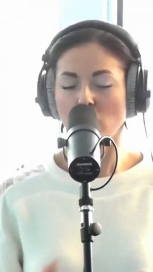 Поздравляю, вы долистали до оригинала трека Нюши #shorts  #Авторадио #нюша