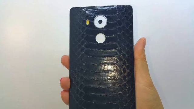 Cobra leather black - snake texture leather film - made by DAQIN mobile case machine