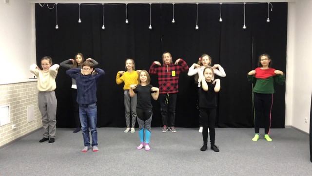 Зарядка Пестрый квадрат