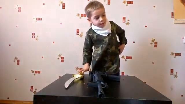 Кто у меня хочет забрать автомат? пародия на Музычко, Билого смотреть онлайн