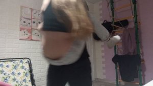 Повторяем трюки с подругой