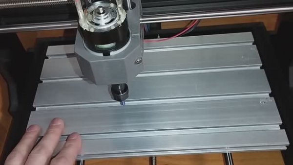 Настройка станка CNC 3018 Pro и первая гравировка.