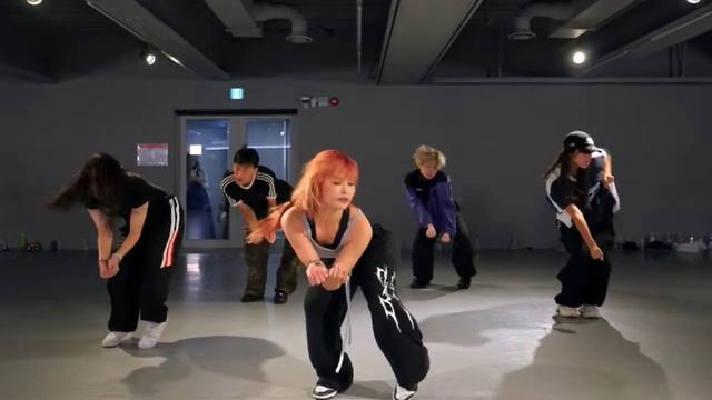 1M Rihanna - 'Hi, Bitch' Choreo Be Dana